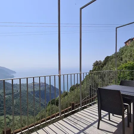 La Scuoletta ☆ Seaview & Relax ☆ Homy 5 Terre Apartment Vernazza